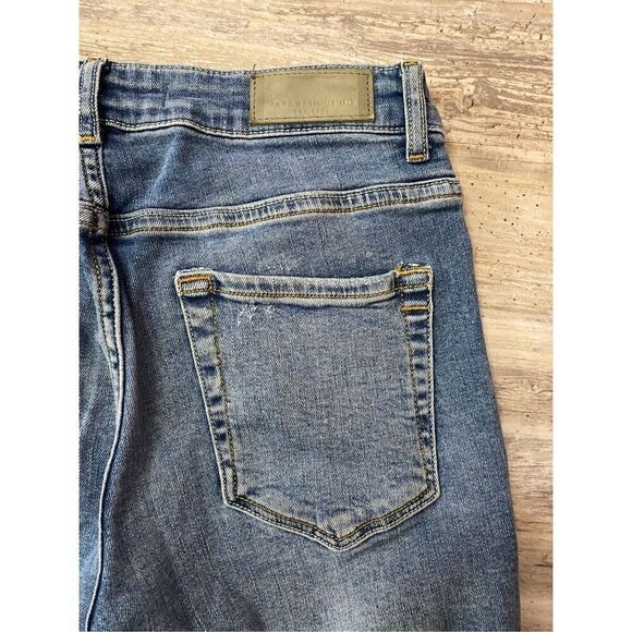 Zara Mid Rise Skinny Blue Jeans With Pearls Raw Hem Women’s Sz 4 - Picture 5 of 7